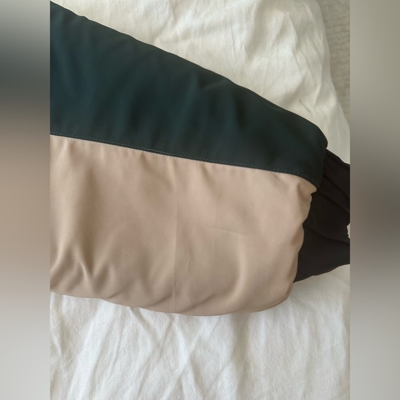 Alo Yoga Duality Reversible Sherpa Jacket - Picture 16 of 16